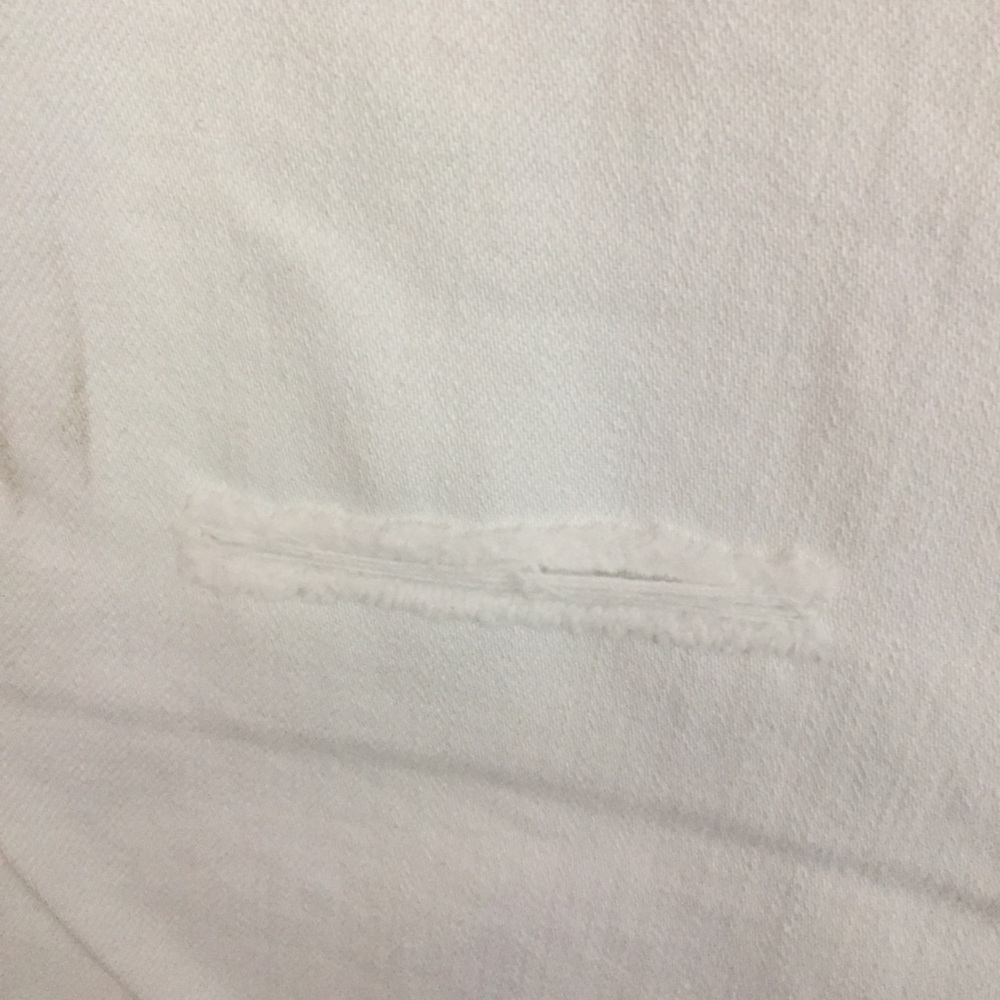 Plus size white jeans - Picture 4 of 9